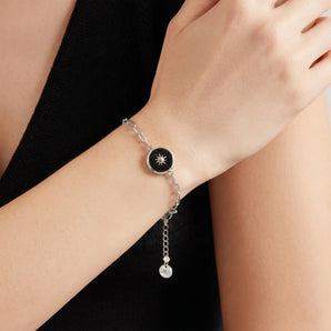 Round Black Onyx Paperclip Bracelet - Solo Sun 925 Sterling Model Shot