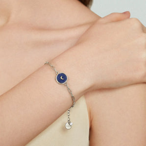 Round Blue Sapphire Paperclip Bracelet - Solo Moon 925 Sterling Model Shot