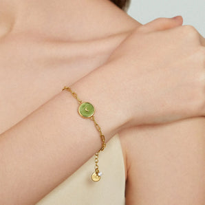 Round Peridot Paperclip Bracelet - Solo Moon 18KT Yellow Gold Vermeil Model Shot